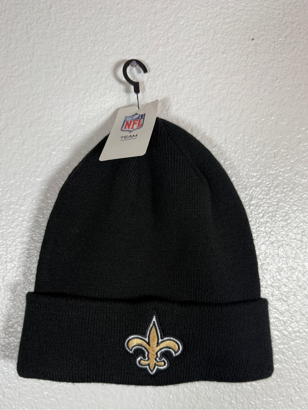 NWT Men’s / Unisex New Orleans Saints NFL Cuffed Knit Beanie Hat OSFA Black Gold